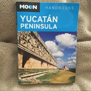 Yucatán Peninsula Travel Guide Book